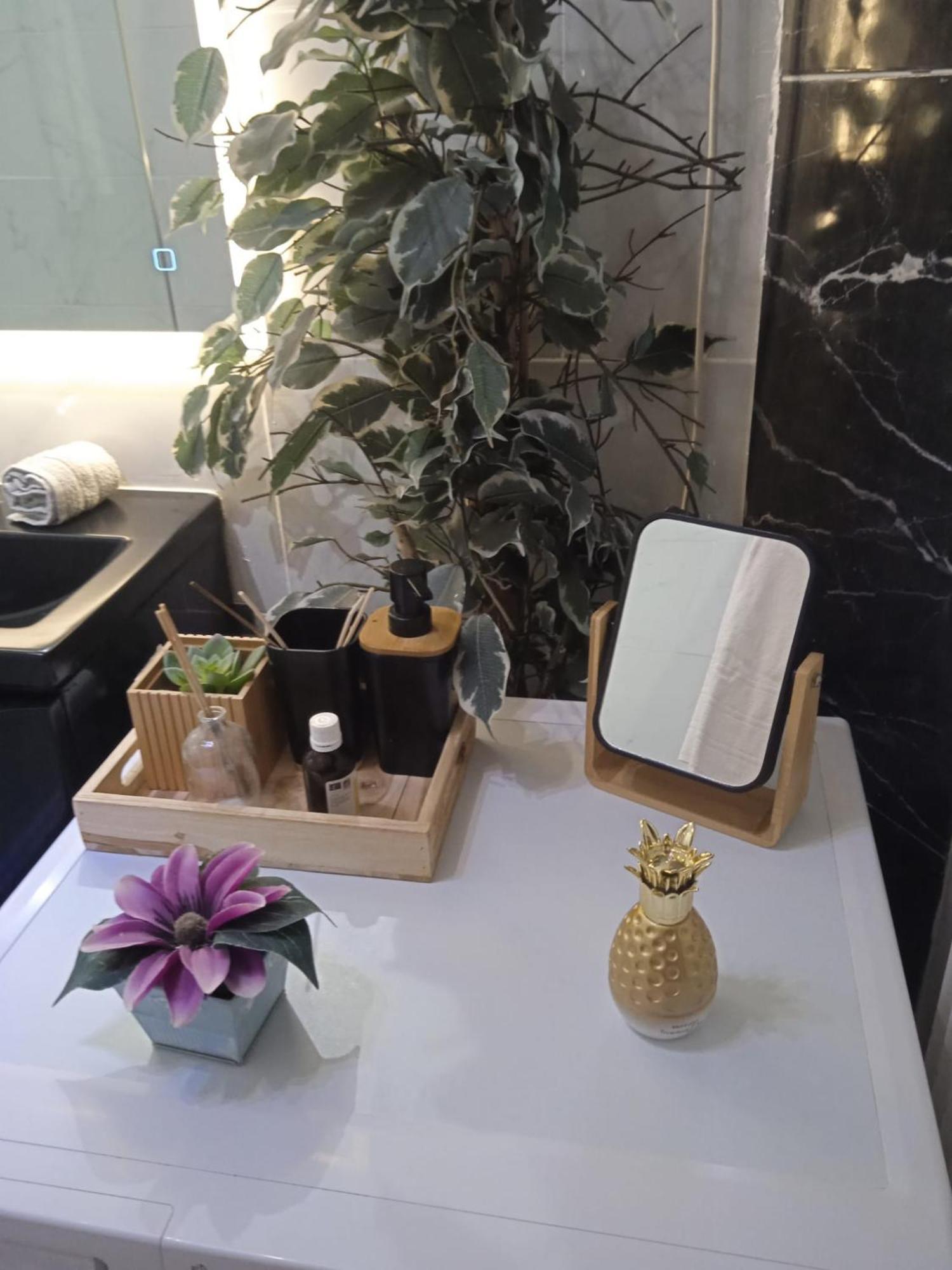 Tout Confort - Clim- Salle De Bain Commune Ним Екстериор снимка