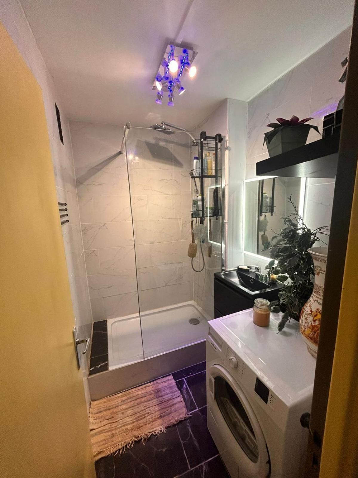 Tout Confort - Clim- Salle De Bain Commune Ним Екстериор снимка